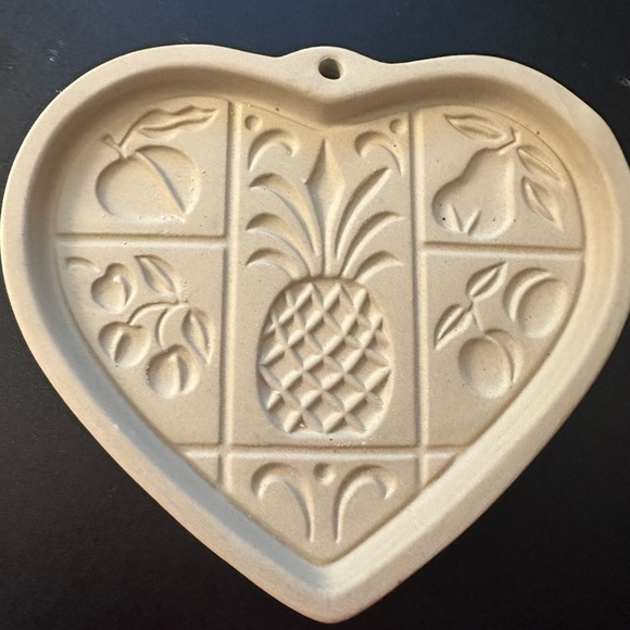Pampered Chef Kitchen Vintage The Pampered Chef Hospitality Heart Cookie Mold Clay Cookie